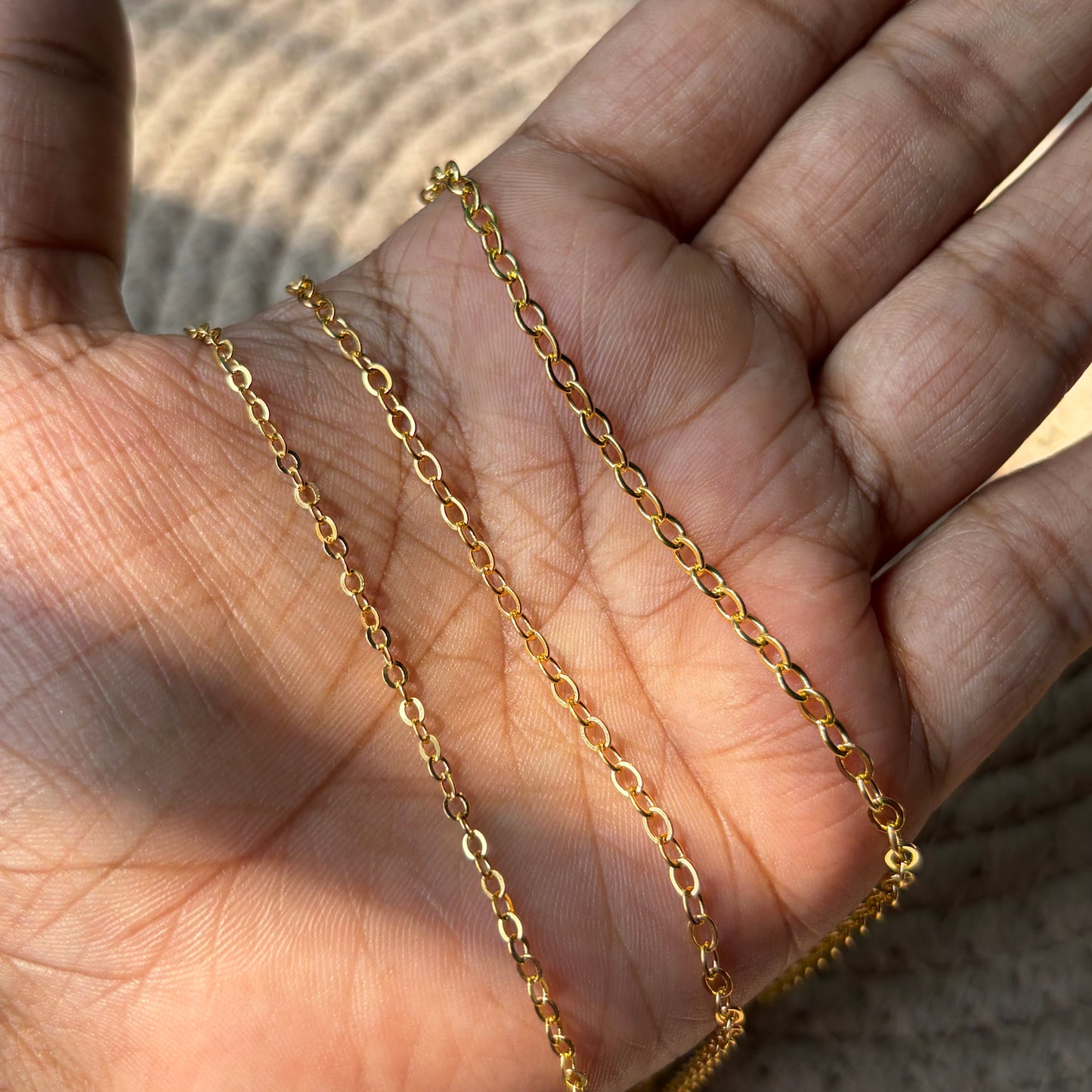 Shining Thin Chains Gold(1 Meter)
