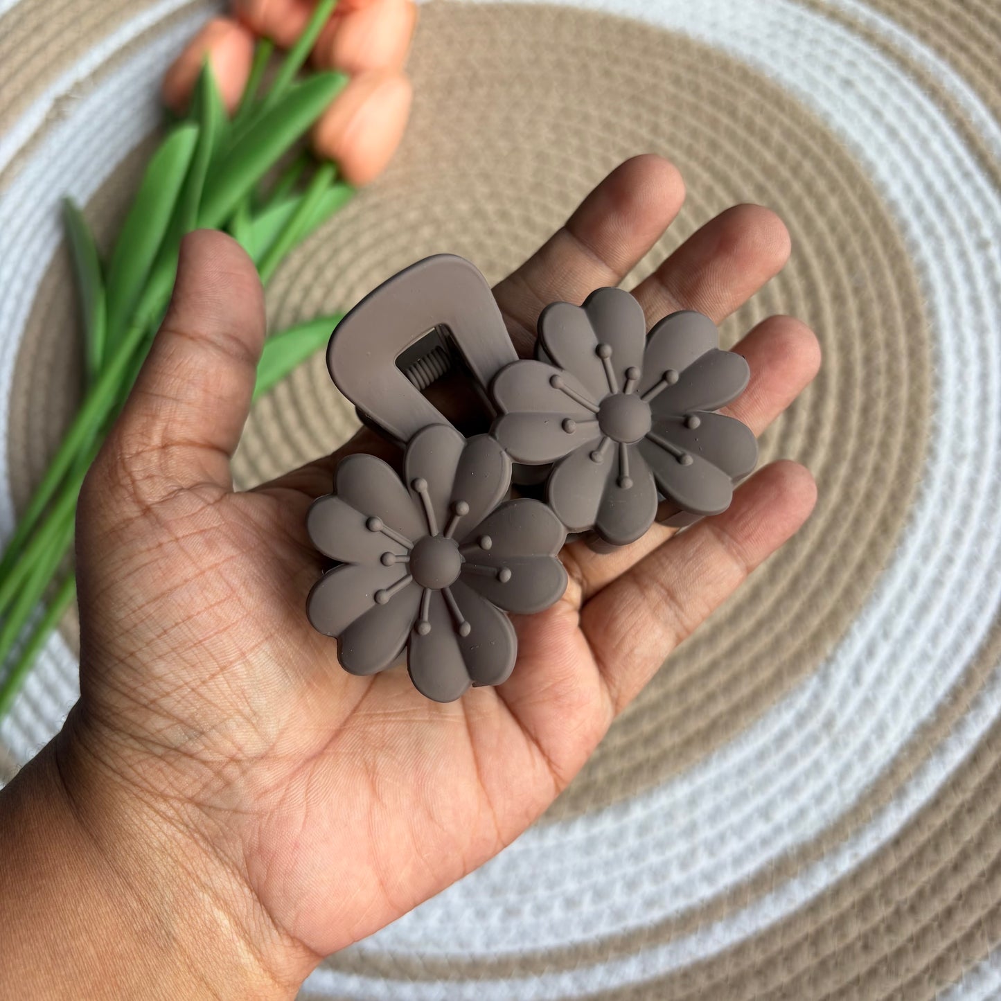 Double Flower Claws (6 Pieces)