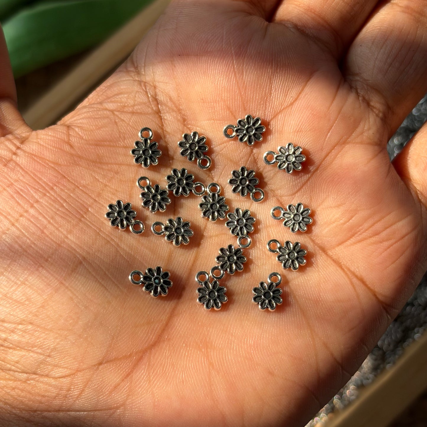Flowers (10 Pieces)