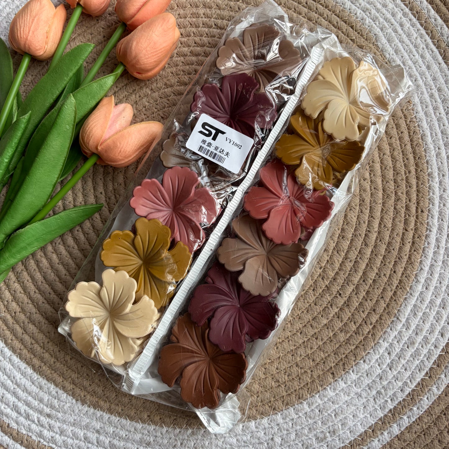 Hibiscus Medium (12 Pieces)