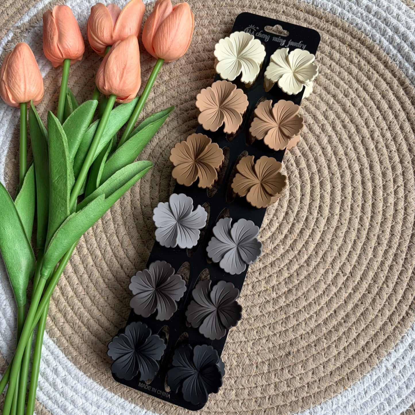 Matte Hibiscus Claws (12 Pieces)