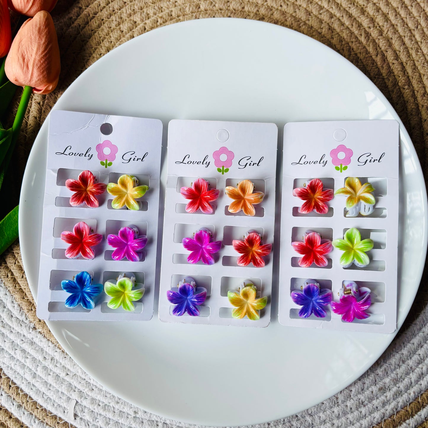 Glossy Flower Claws Small (3 Cards, 18 pieces)