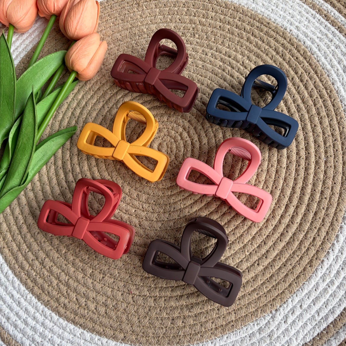 Matte Bow Claws (6 Pieces)