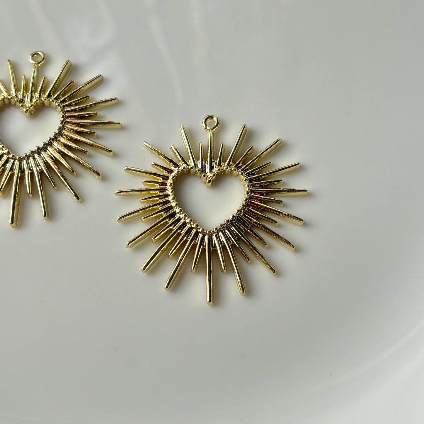 Starburst Heart -Anti Tarnish charm