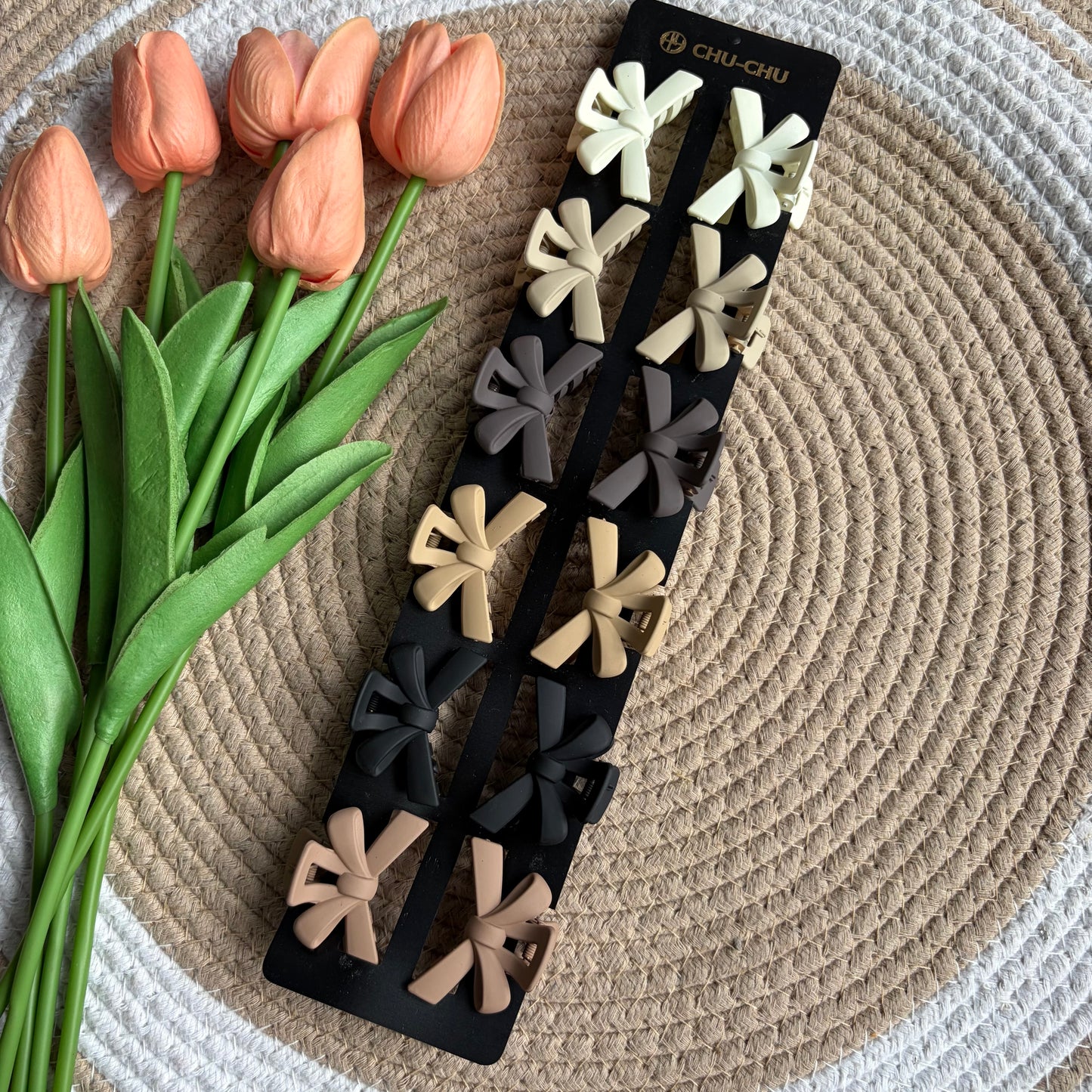 Bow Claws (12 Pieces )