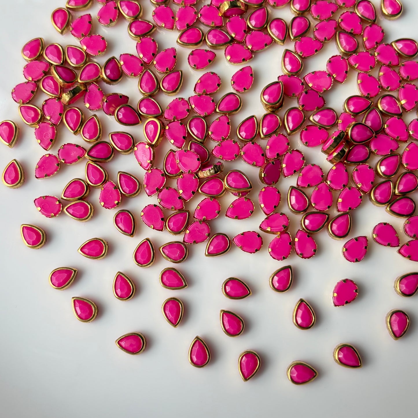 Kundan Stones DROP 4*8 (10 Grams) Pink