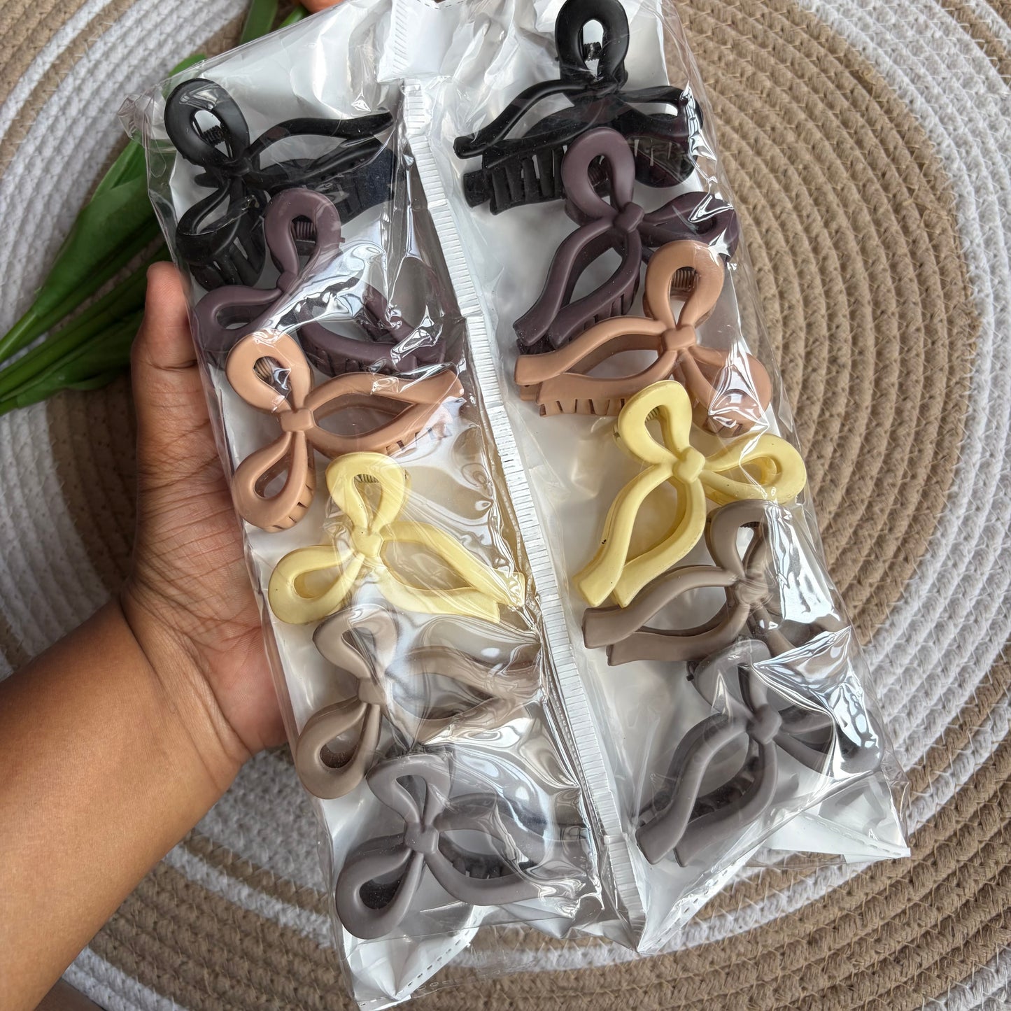 Bow Medium (12 Pieces)