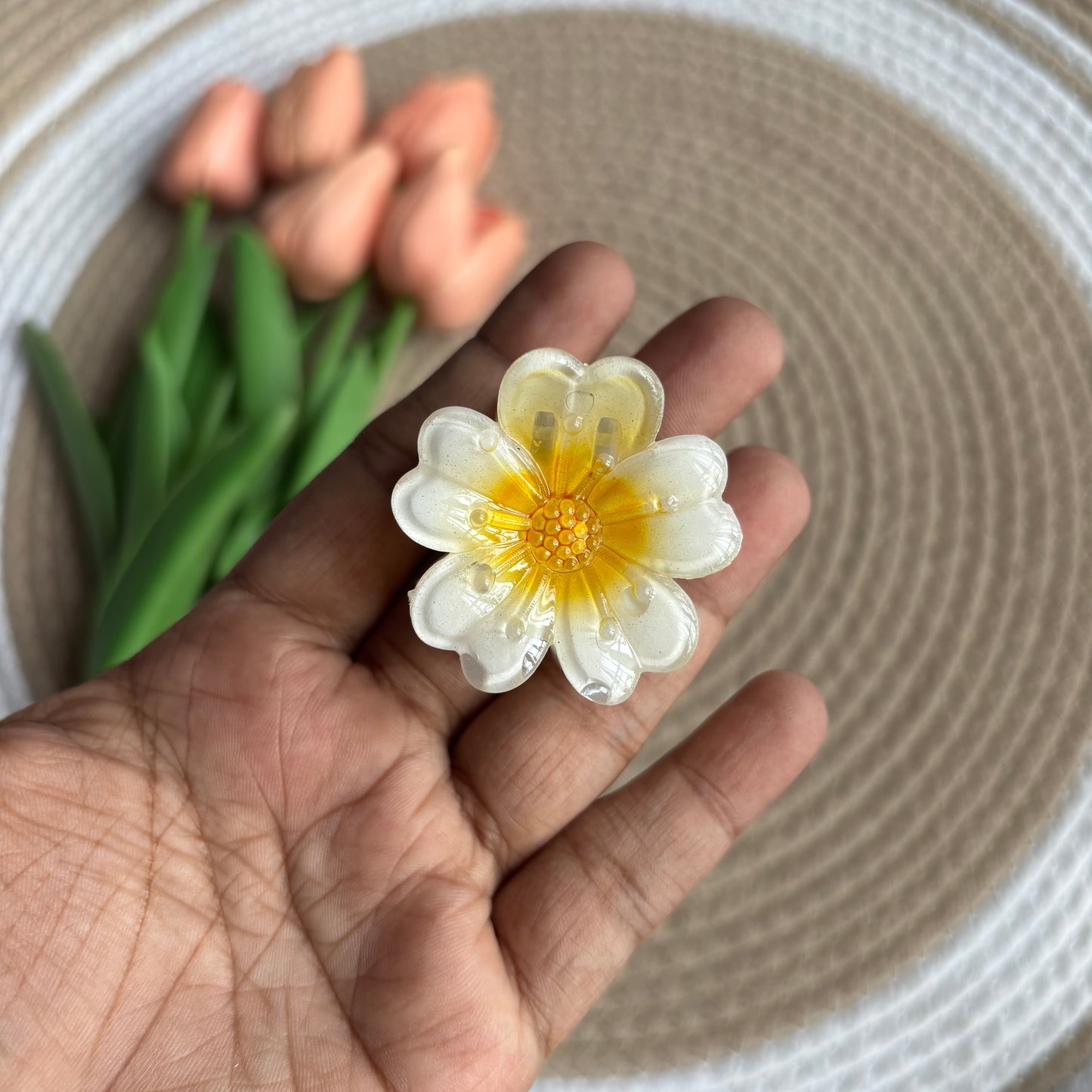 Flower Claws (12 Pieces)