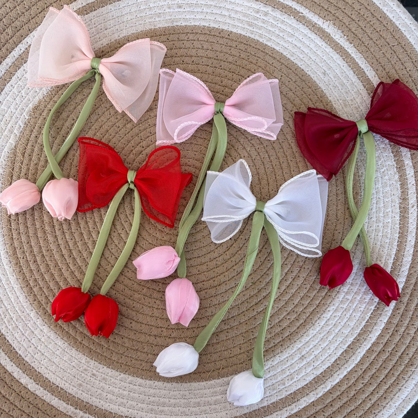 Tulip Bows (5 Pieces)