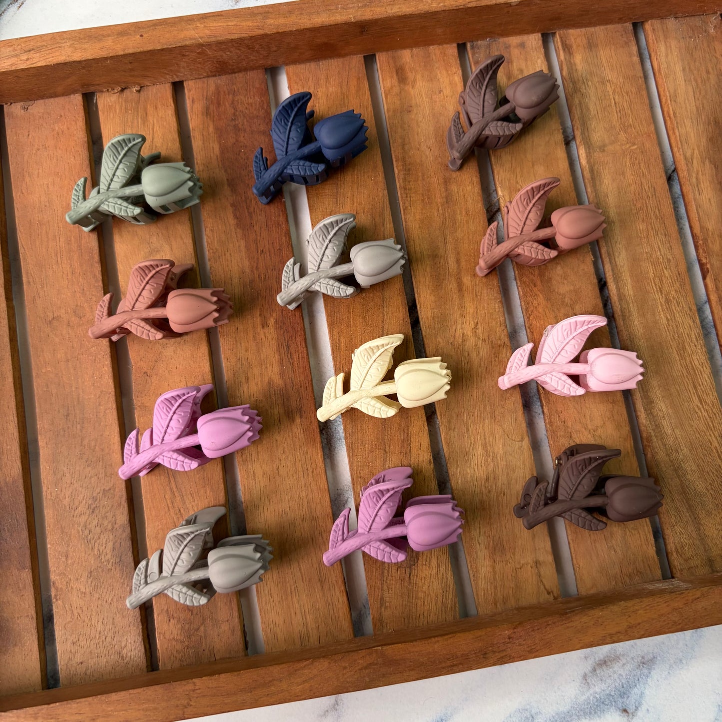 Tulip Claws(12 Pieces)