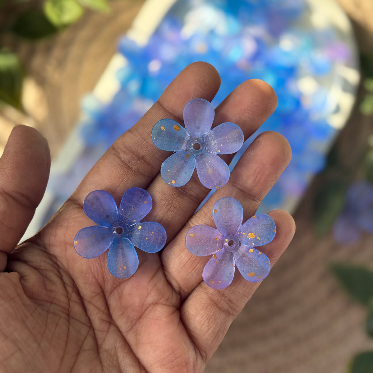 Premium Flowers with Gold Foiled (10 Grams)