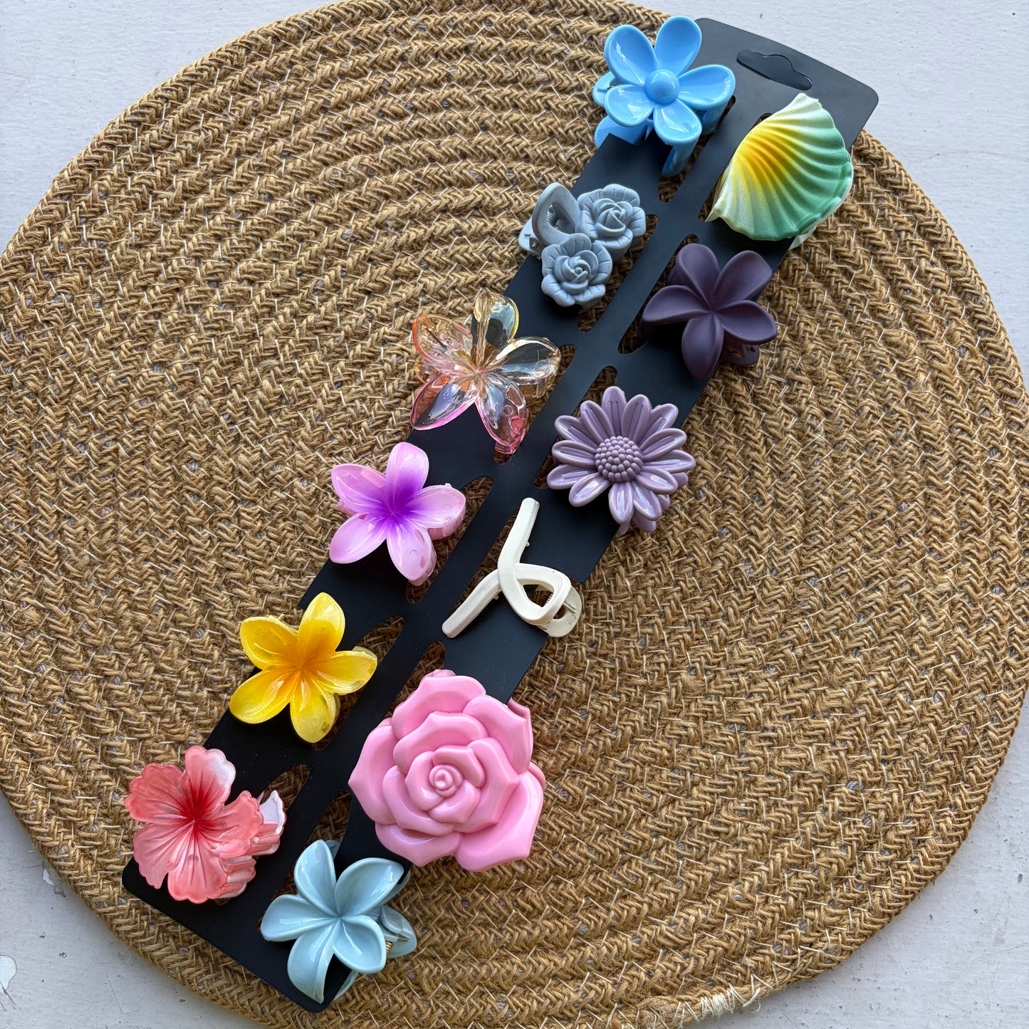 Mix Combo Claws (12 Pieces)