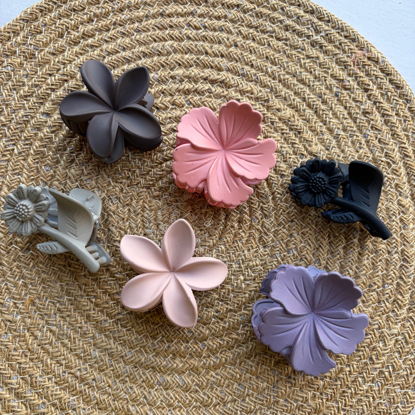 Medium Size Combo Claws (6 Pieces)