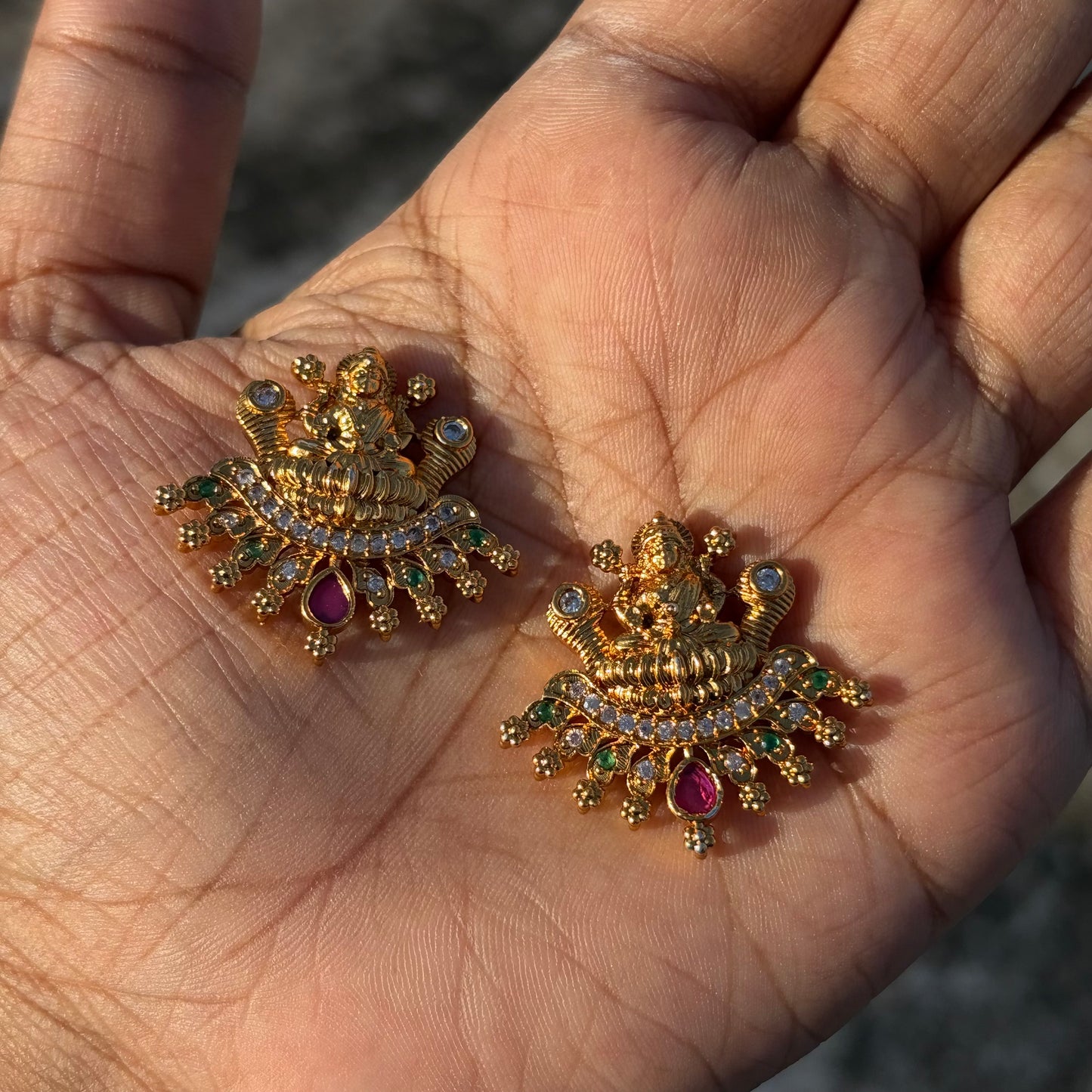 Premium AD Pendent