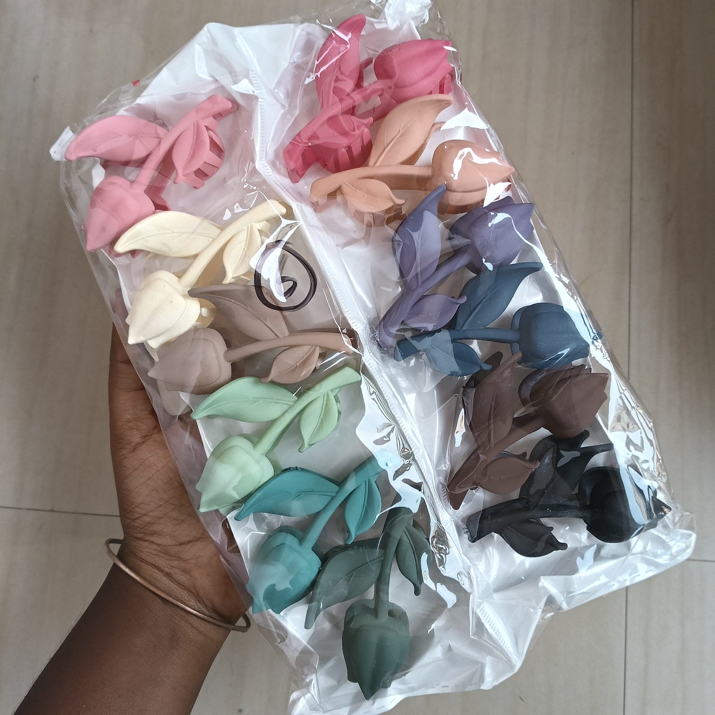 Matte Tulips Medium Size (12 Pieces )