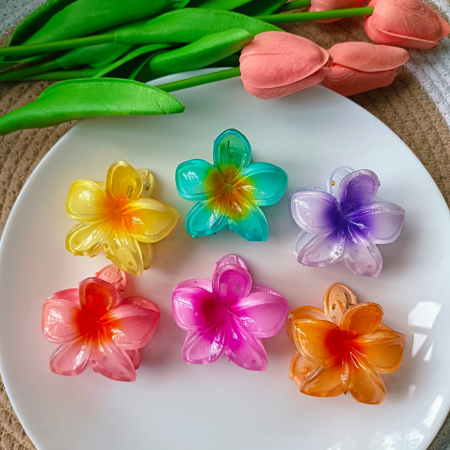 Trending Flower Claw (Medium)