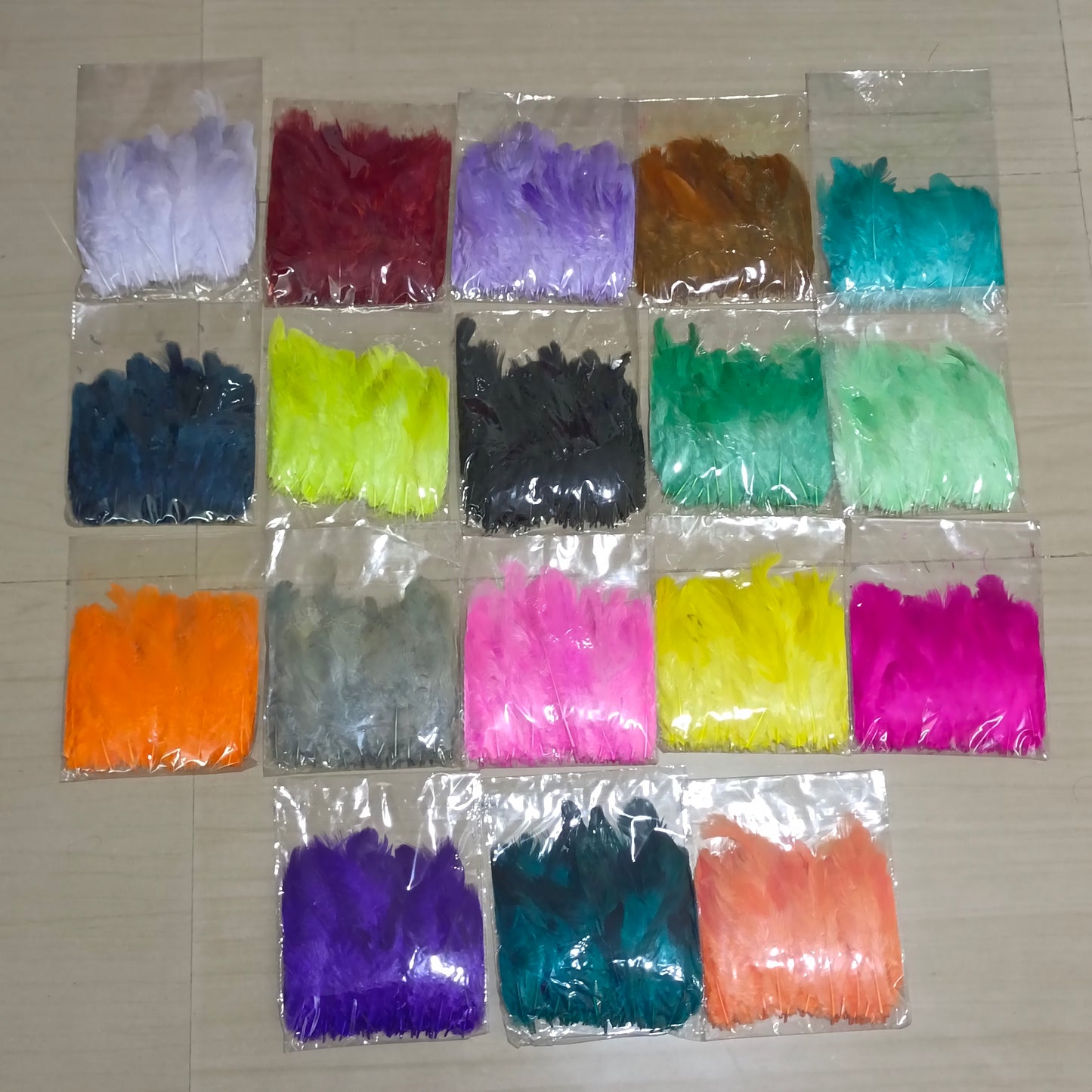 Feathers (3- 5 inches ) 100 piece