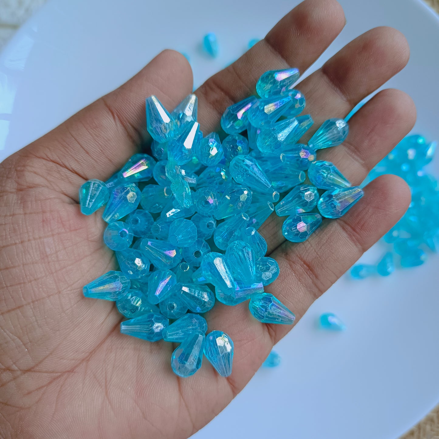 Teardrop Crystal beads (20 grams)