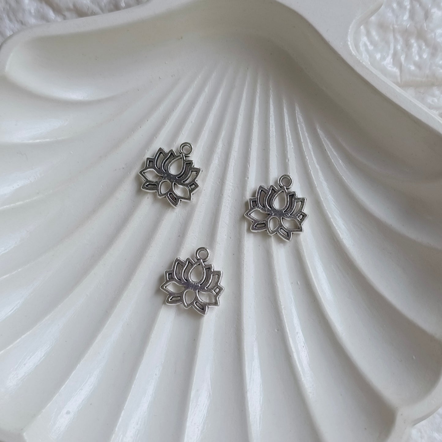 Lotus(5 pieces)