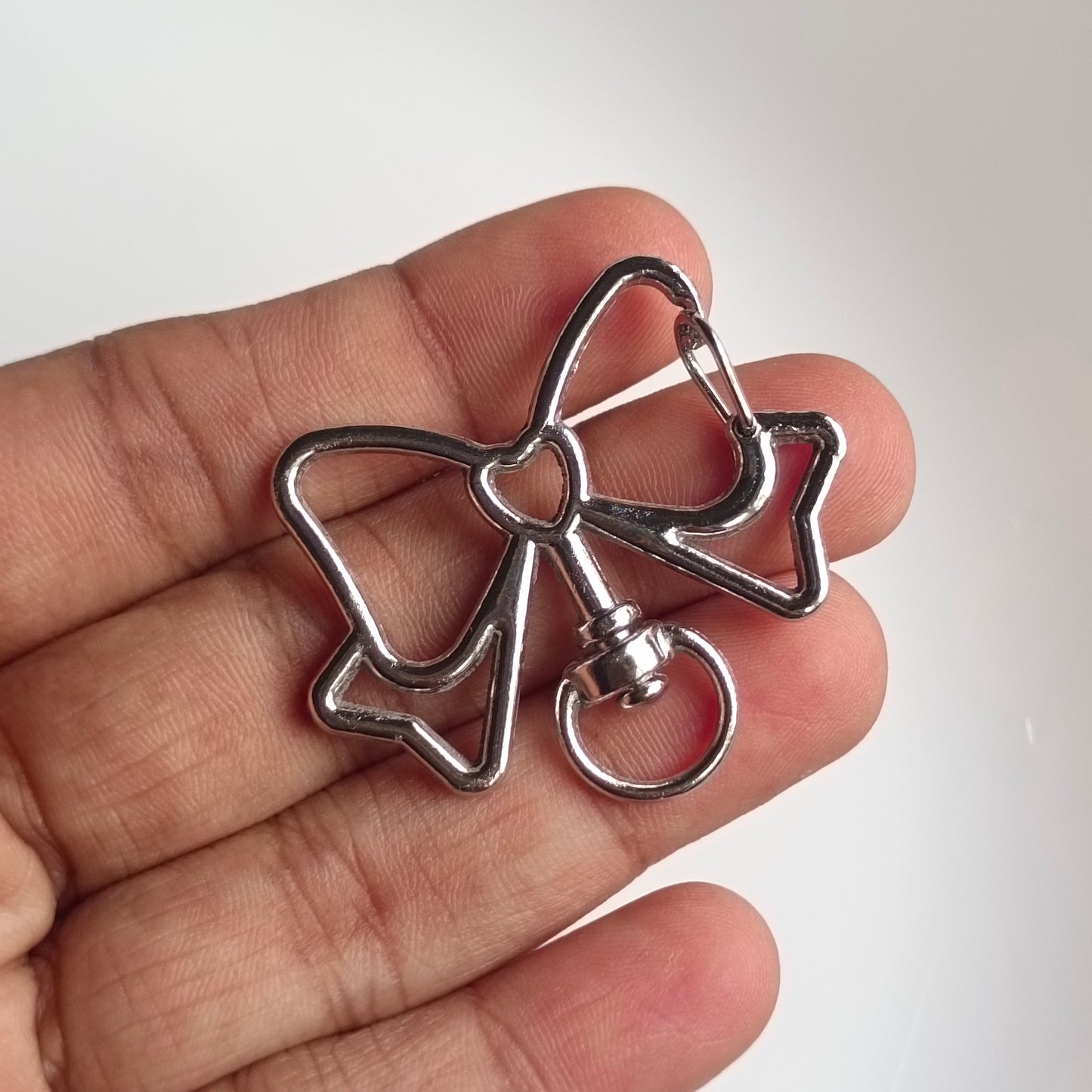 Trending Lobster Bow