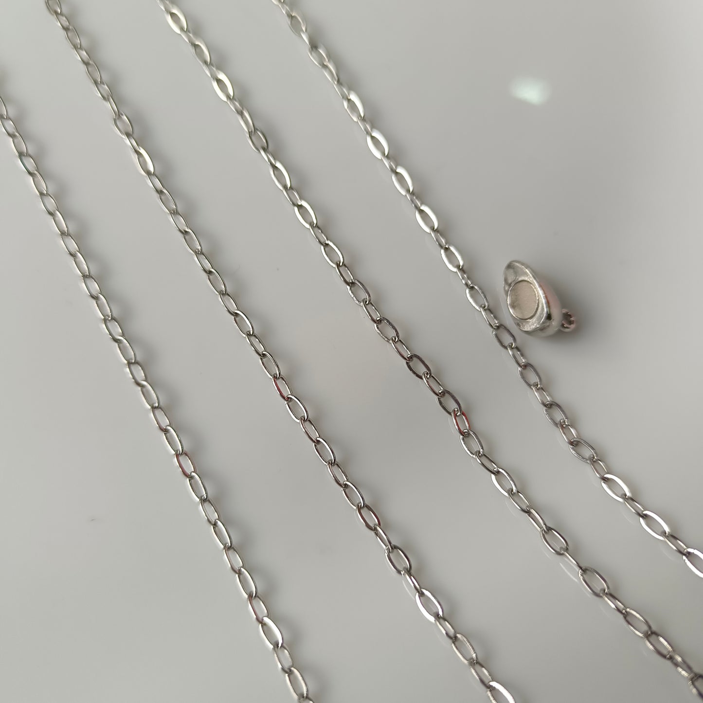 100 % Pure Stainless Steel Chains(1 meter appx)