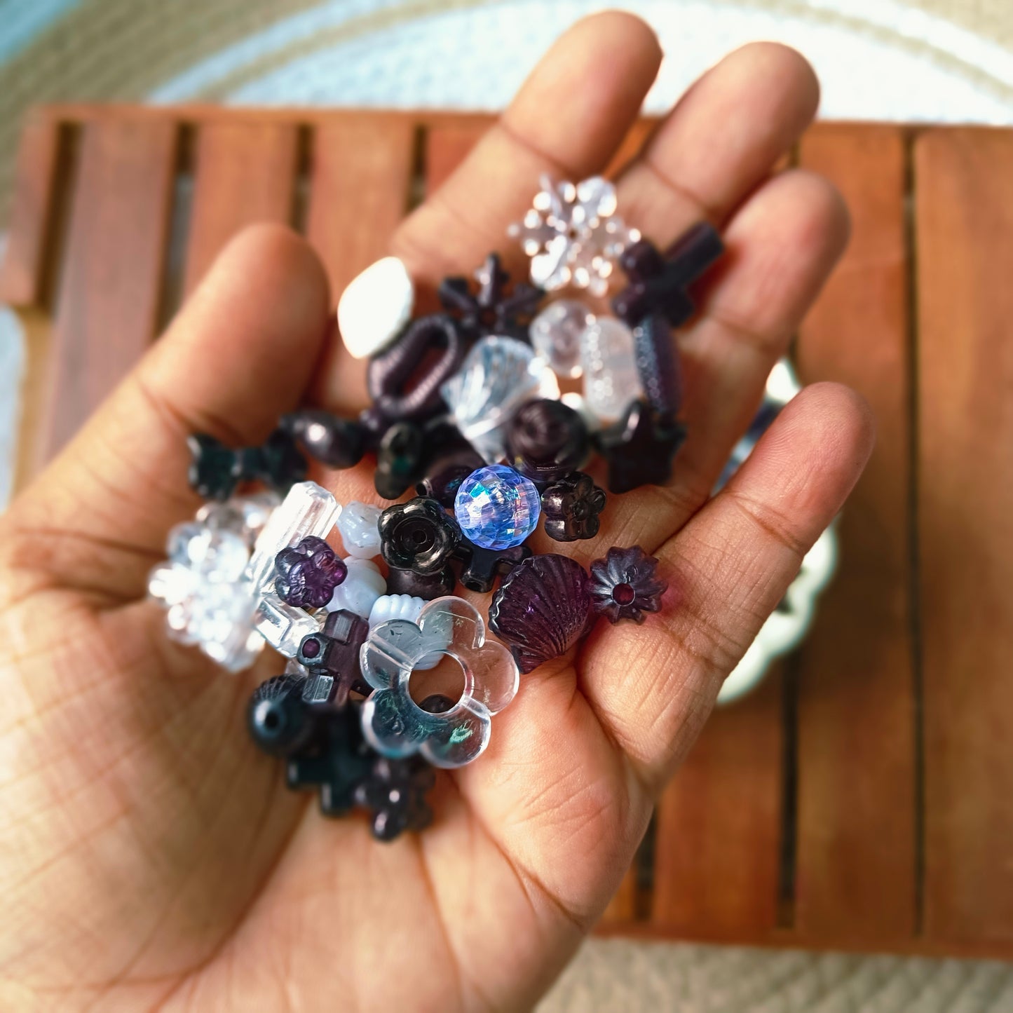 Mix Beads Black(15 Grams)