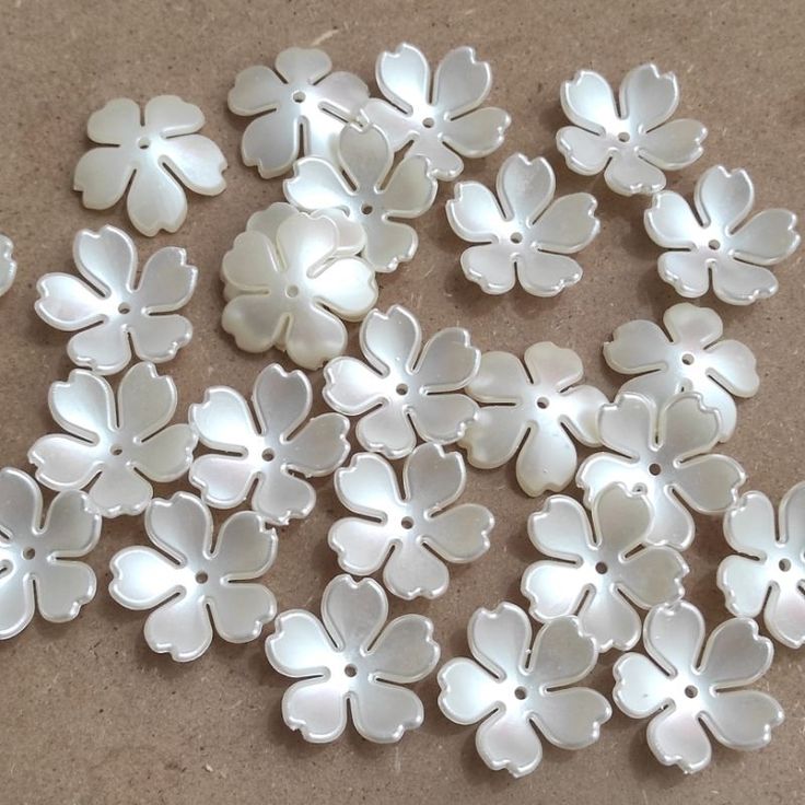 Pearl Flowers (15 Grams)