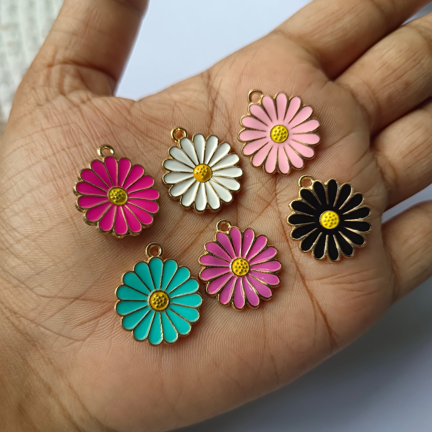 Daisy Charm