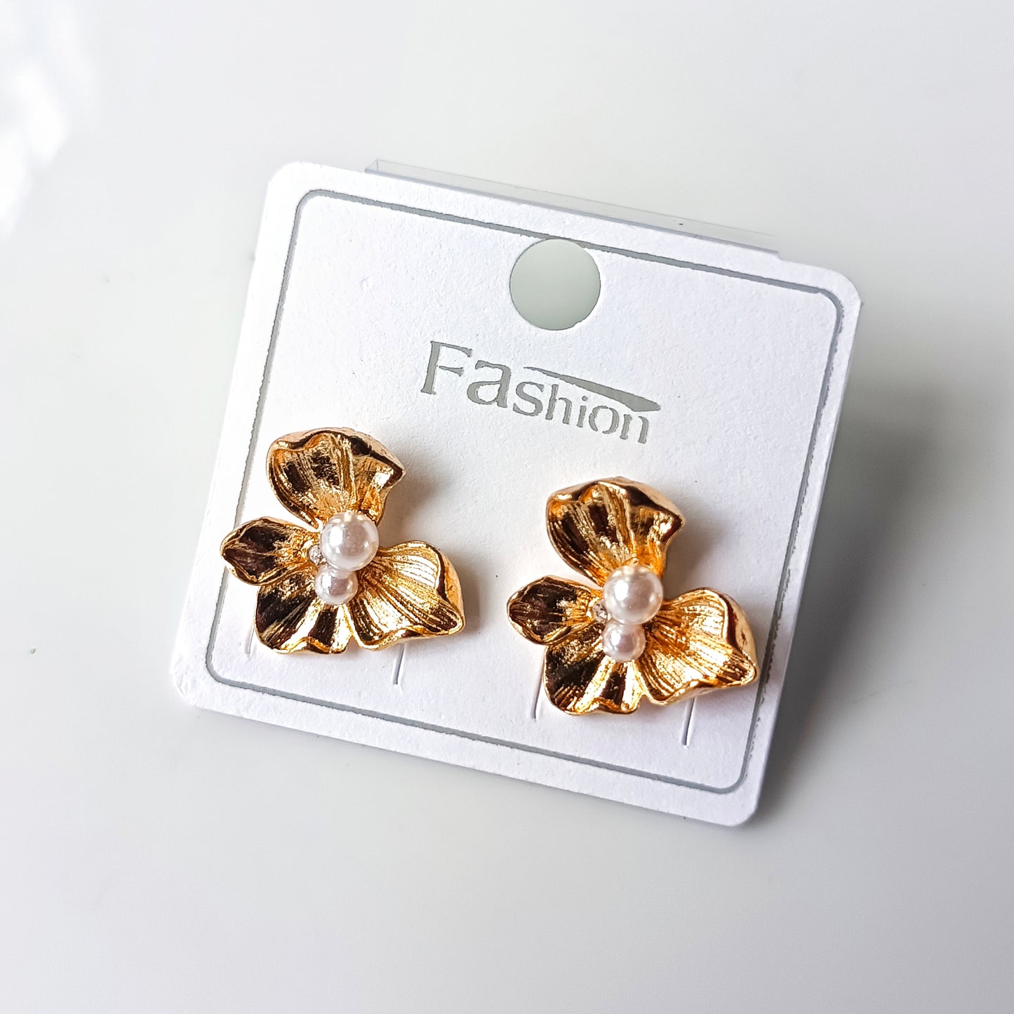 Dainty Flower Earrings