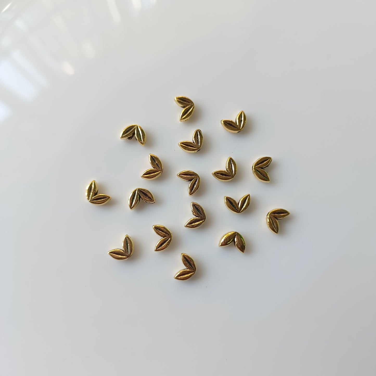 Double Leaf Gold (10 Pieces)