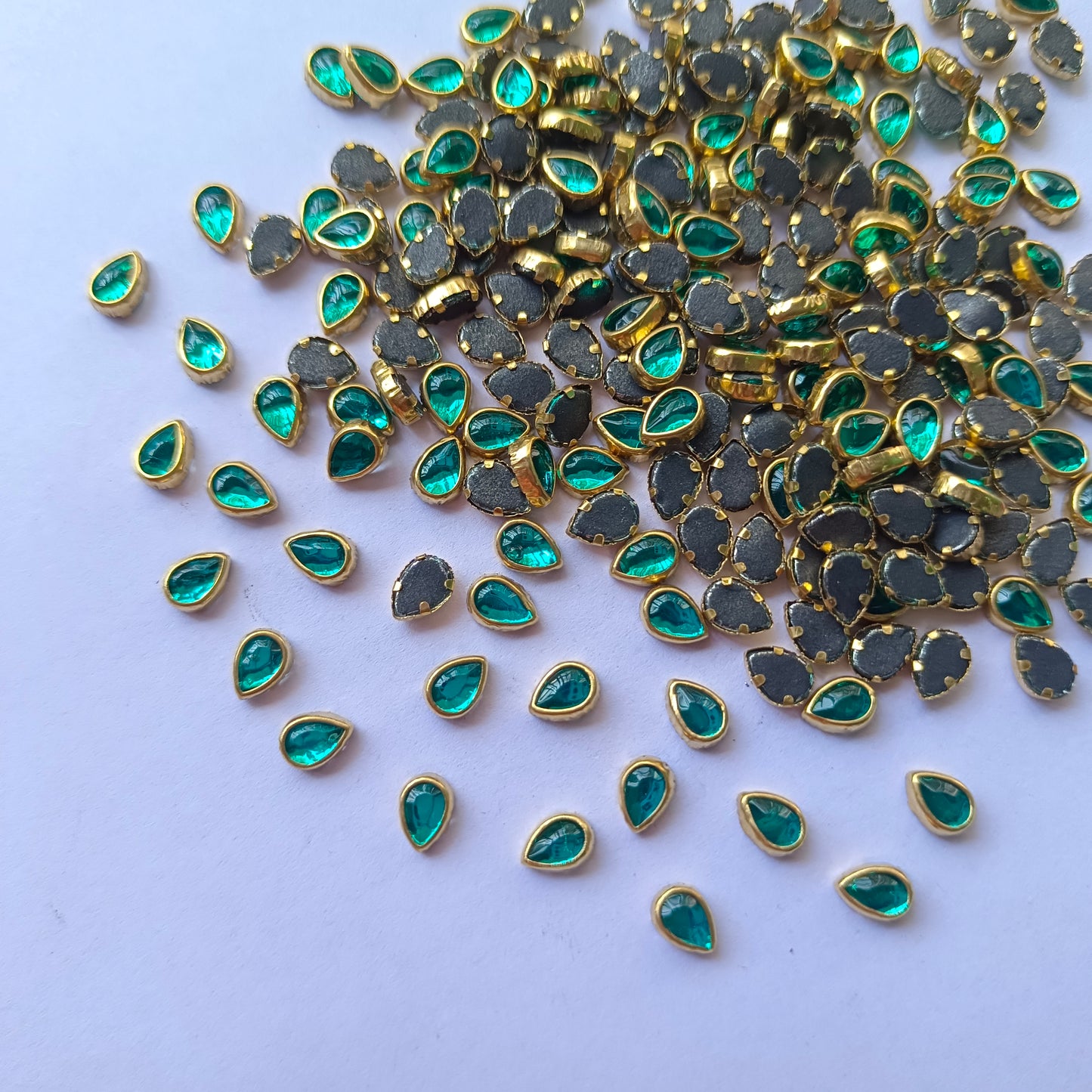 Kundan Stone 4/6 DROP Glass(10 Grams) Sea Green