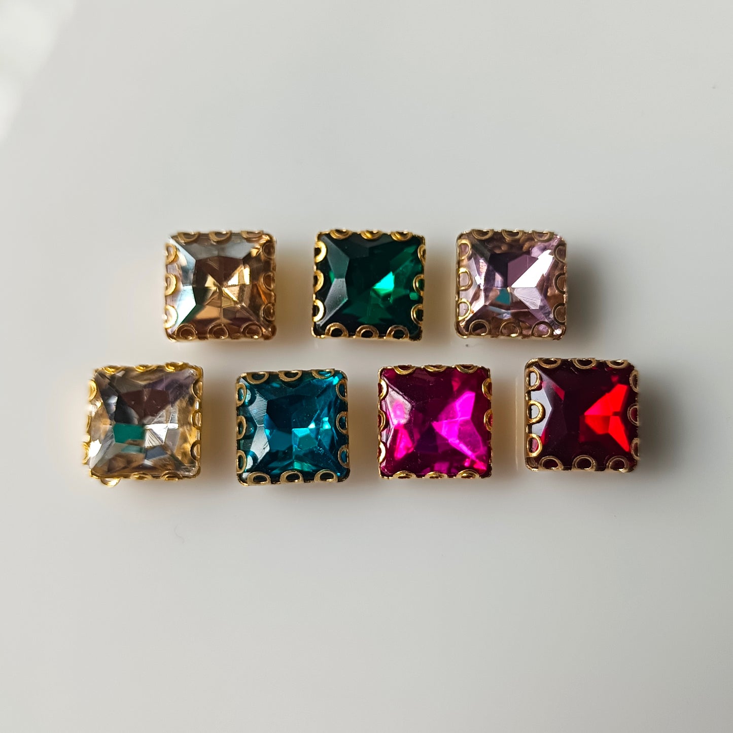 Clip Stones