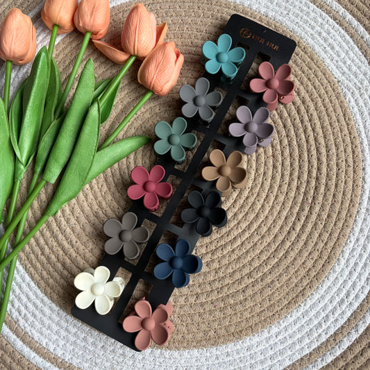 Matte Flower Claws (12 Pieces)
