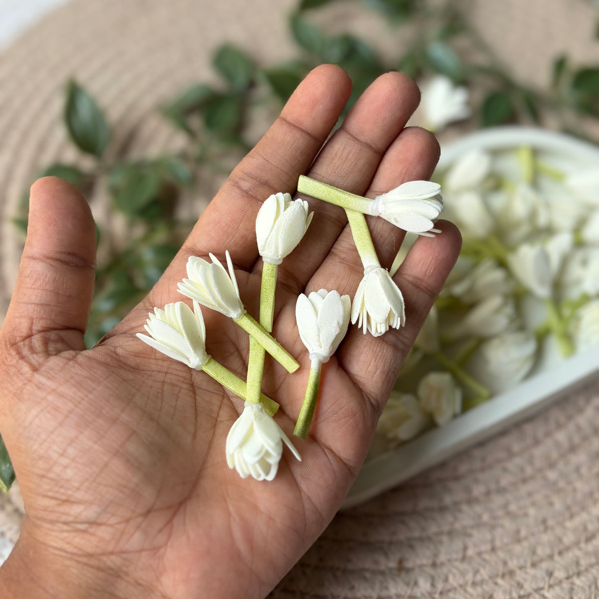 Mullai Big Artificial Flower (50 Pieces)