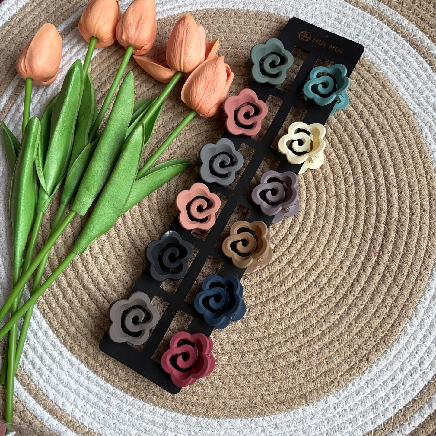 Matte Flower Claws (12 Pieces)