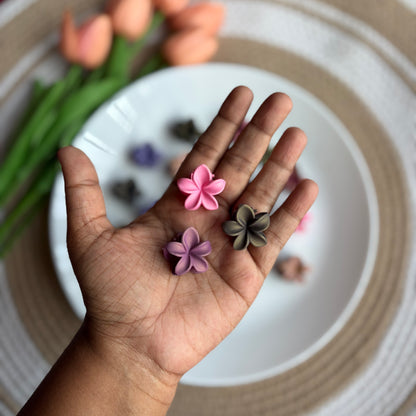 Matte Flower (12 Pieces)