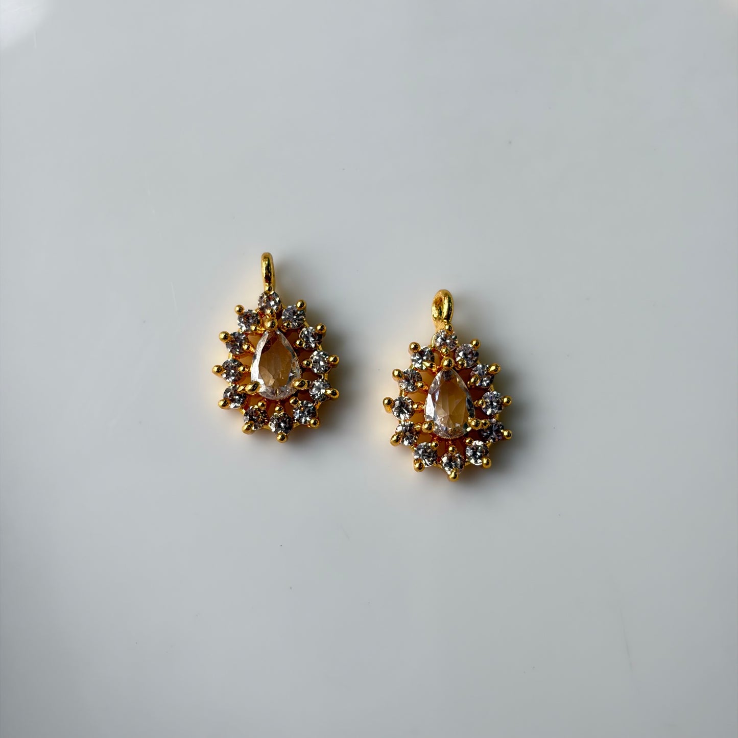 AD Pendent