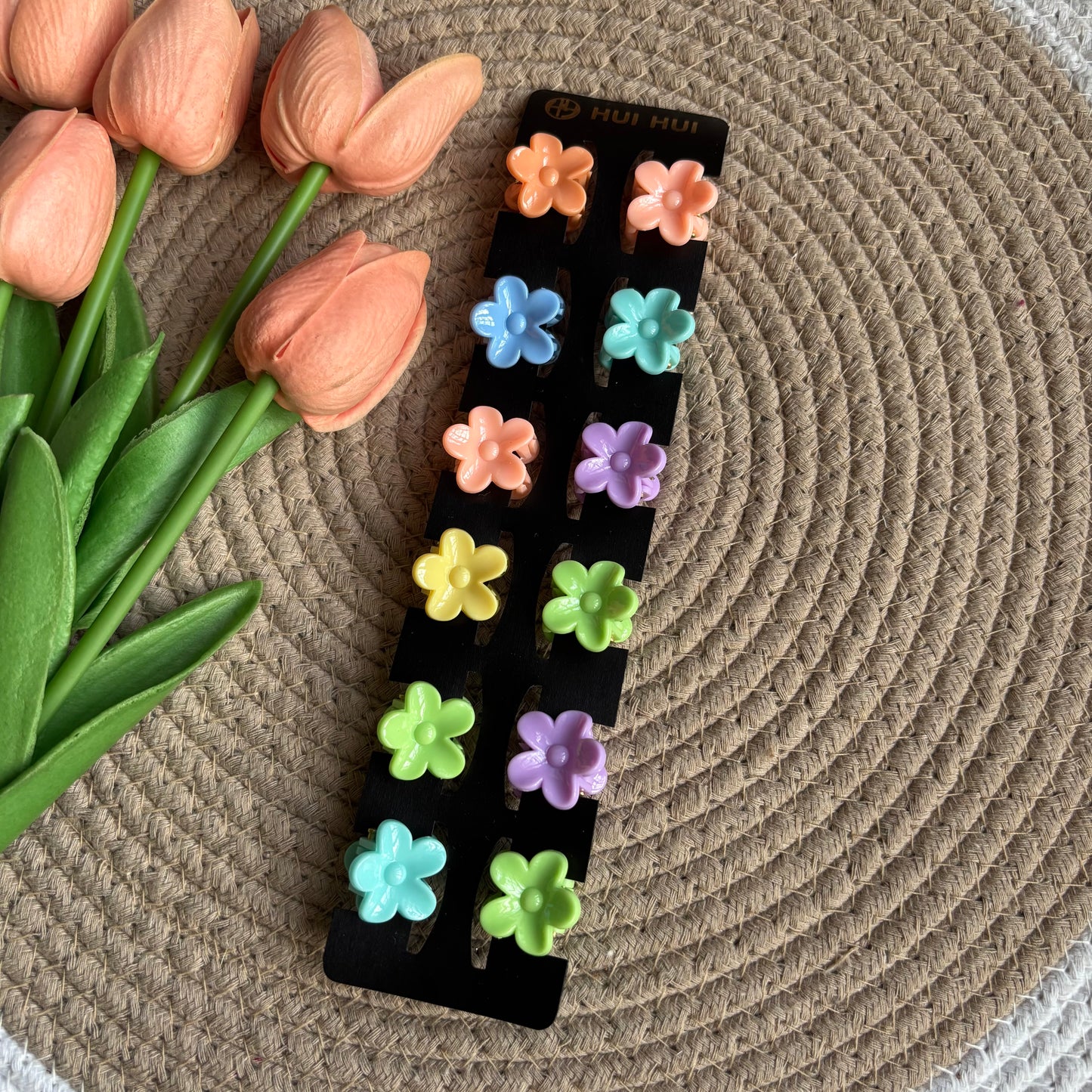 Flower Claws (12 Pieces)