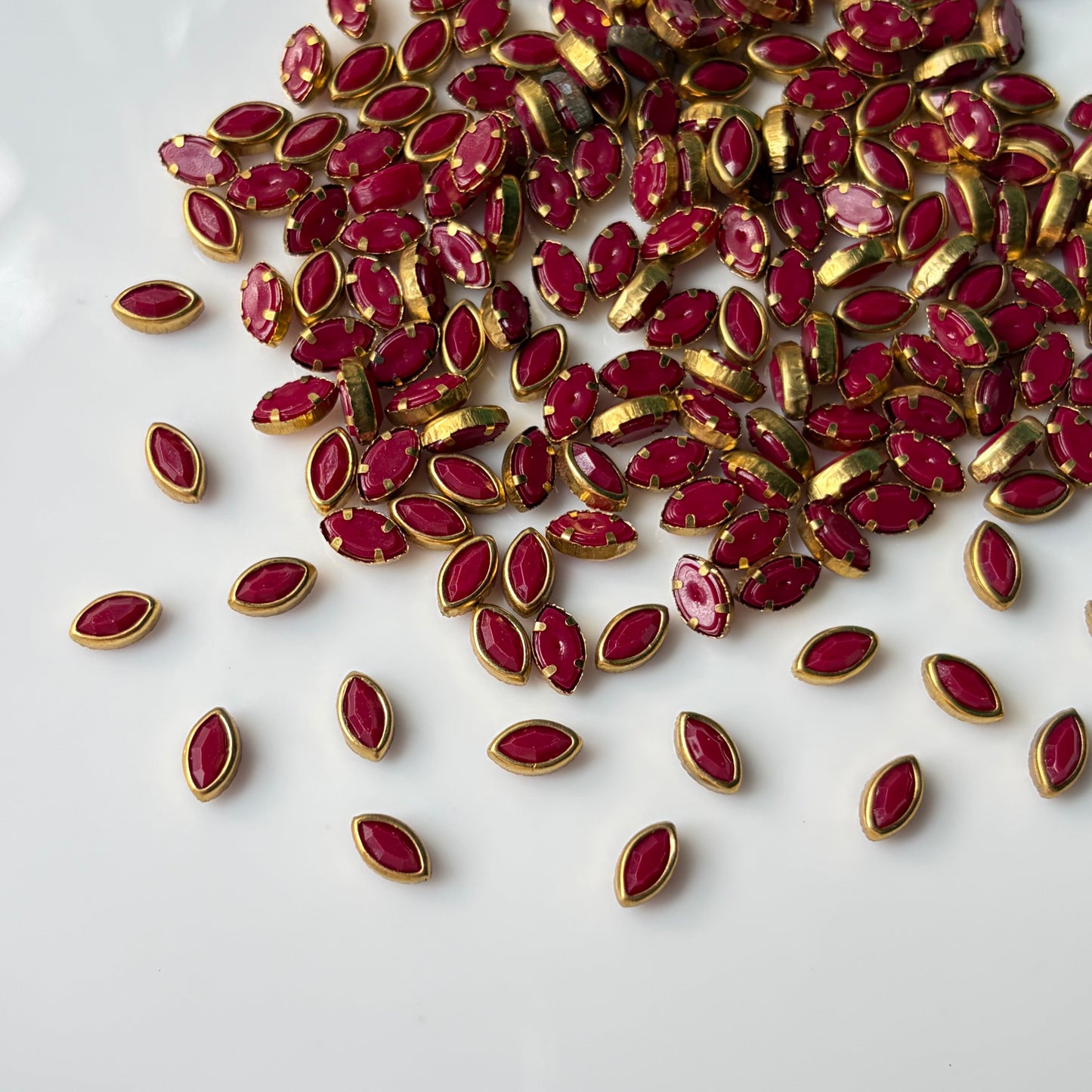 Kundan Stones EYE 6K (10 Grams) Red