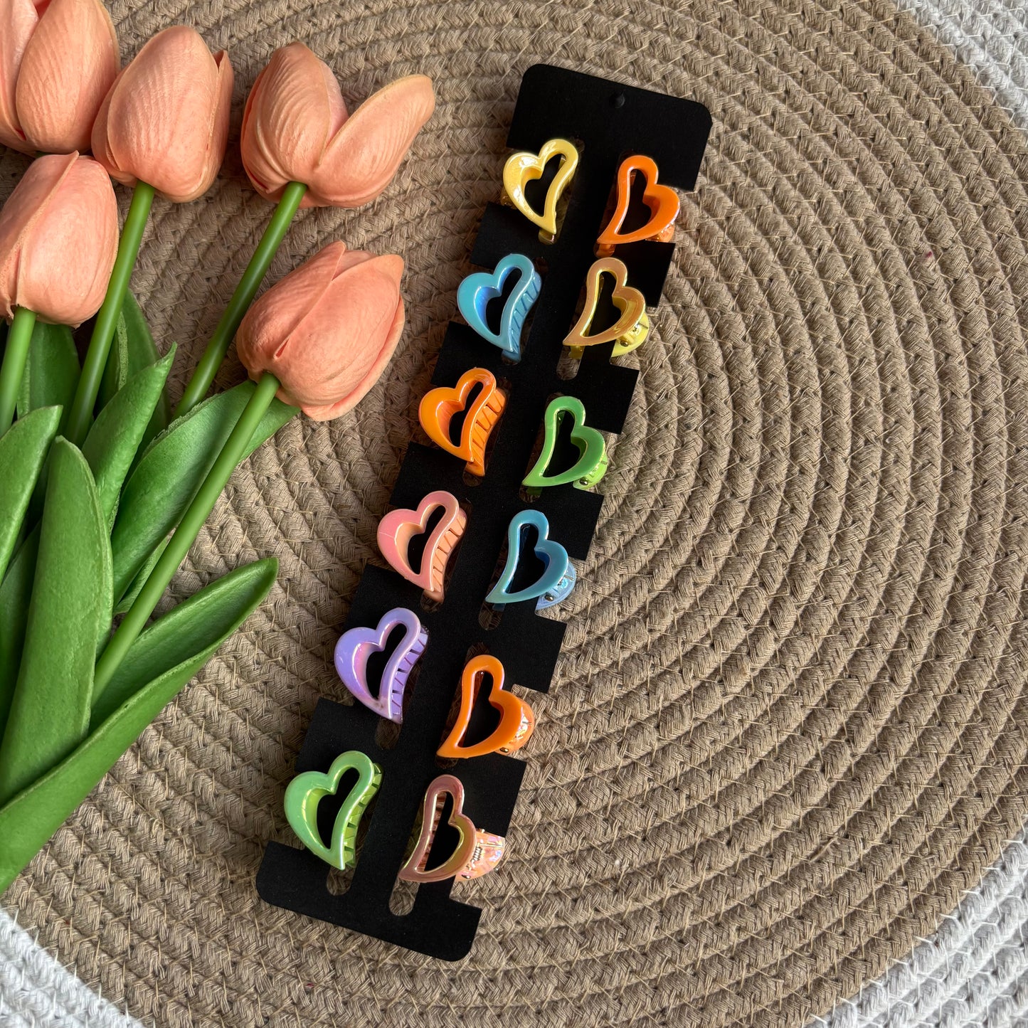 Holographic Heart Claws (12 Pieces)