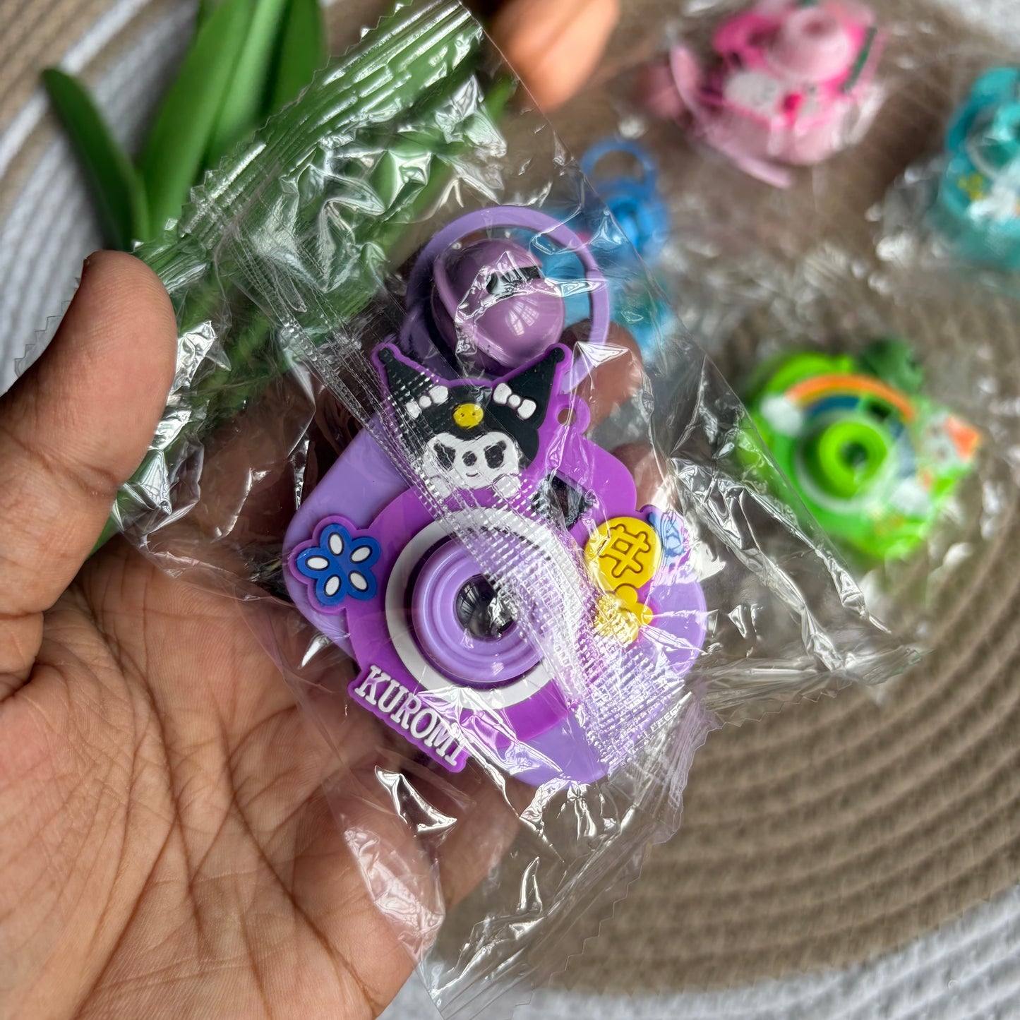 Premium Projector Camera Keychain (6 Pieces )