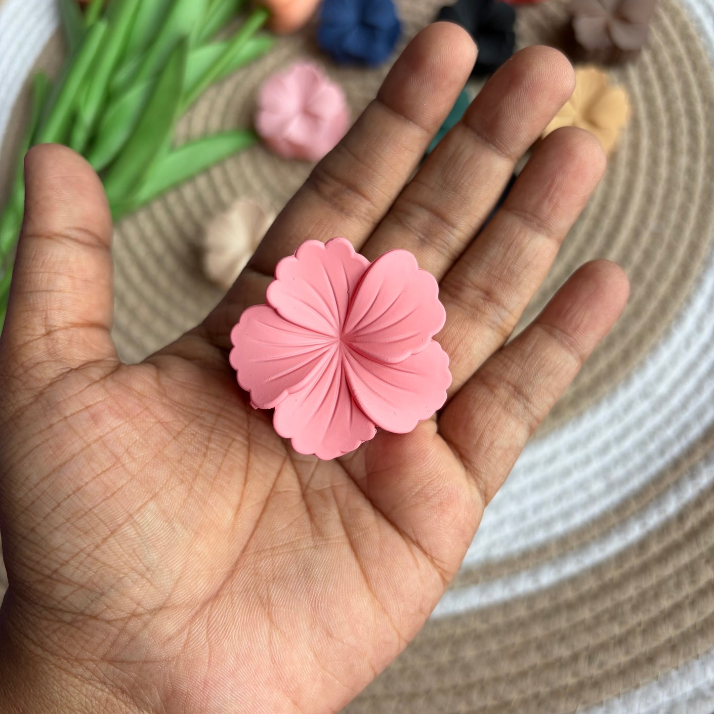 Premium Matte Hibiscus Claws(12 Pieces)