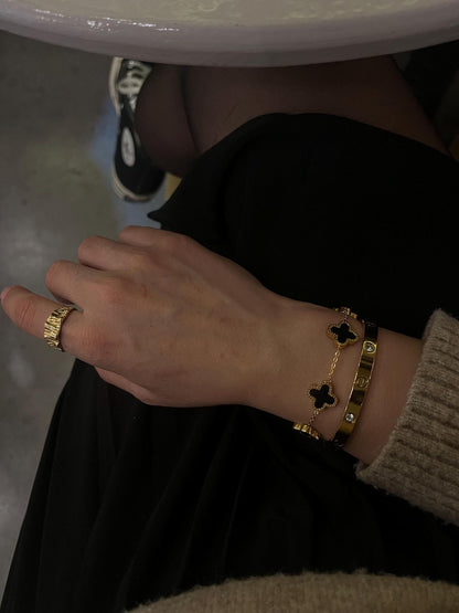 Trending Vancleef Bracelet