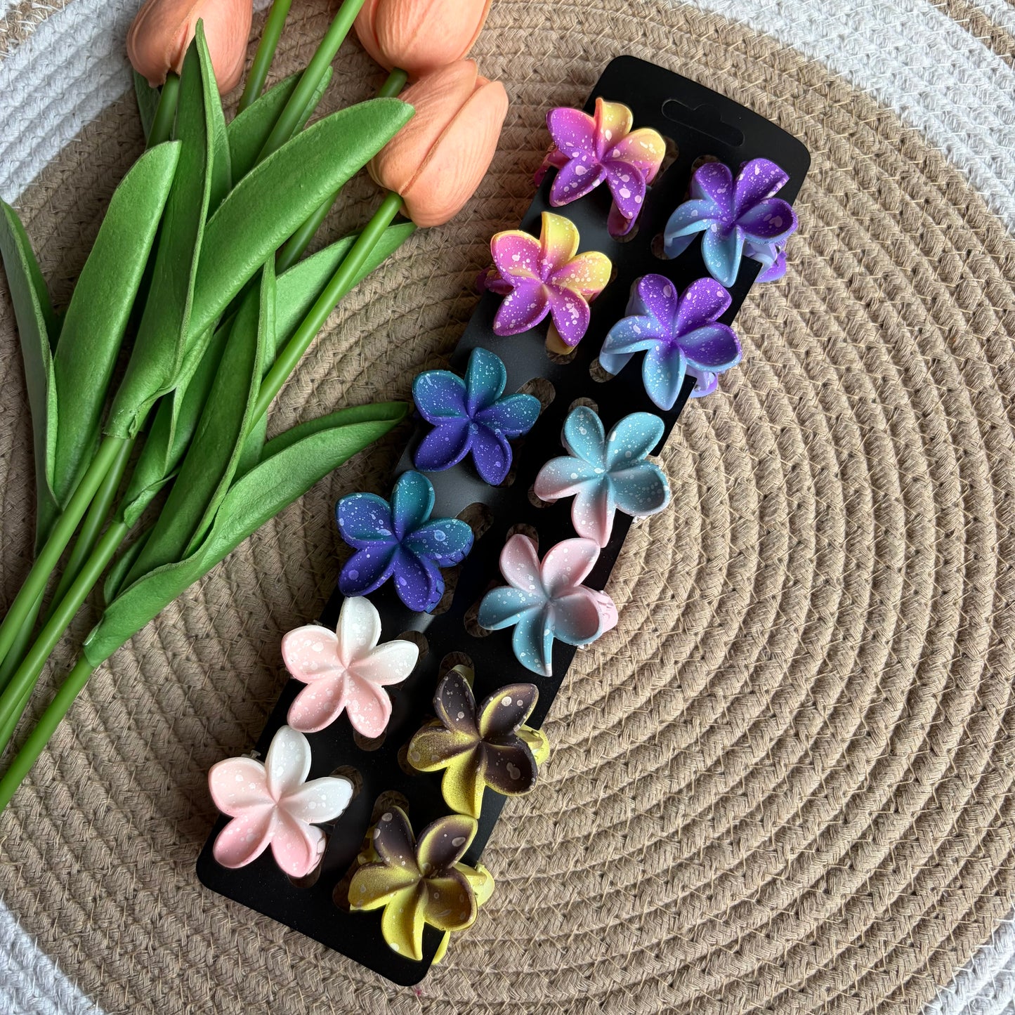 Flower Claws (12 Pieces)