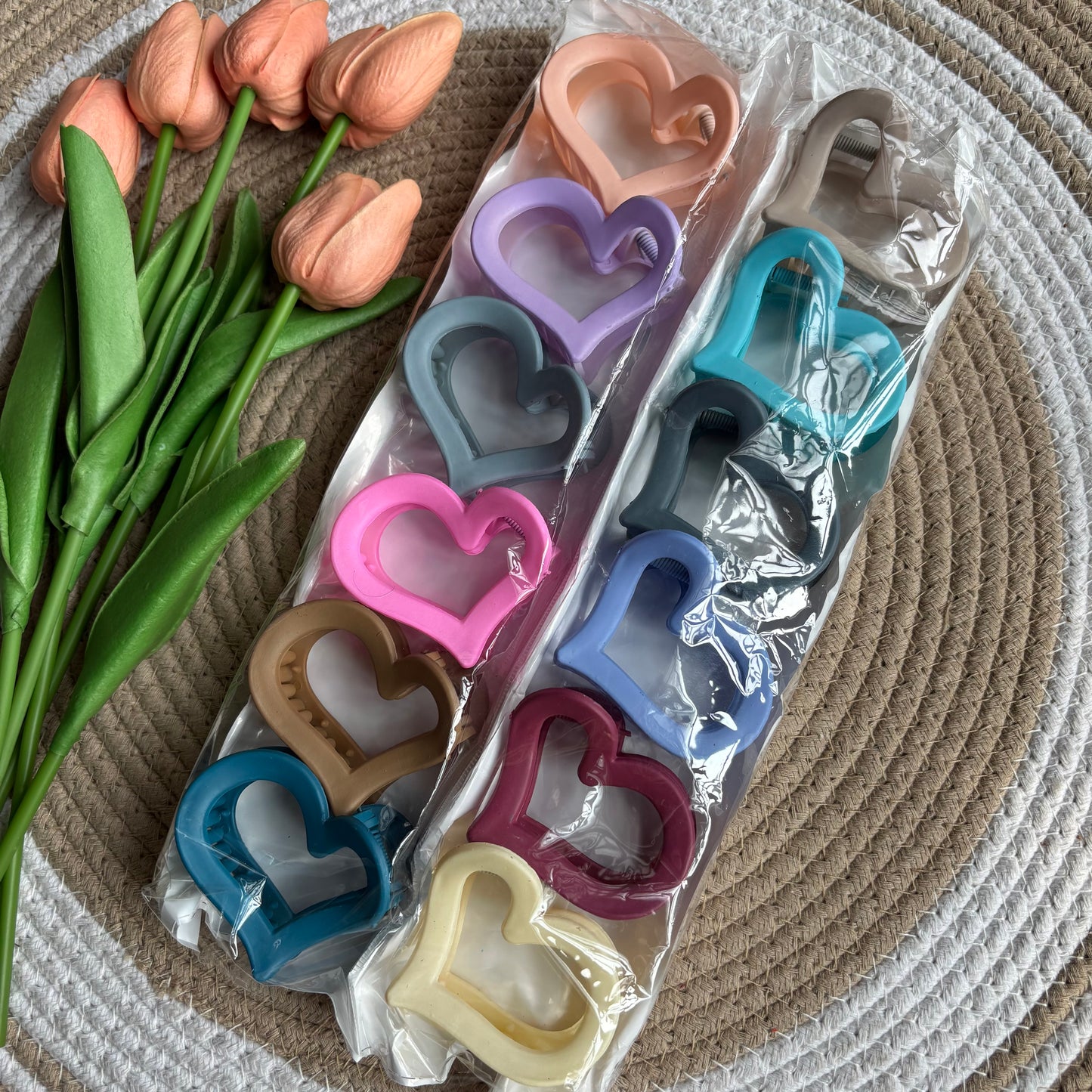 Heart Claws (12 Pieces)
