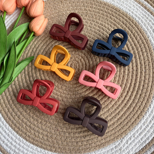Matte Bow Claws (6 Pieces)
