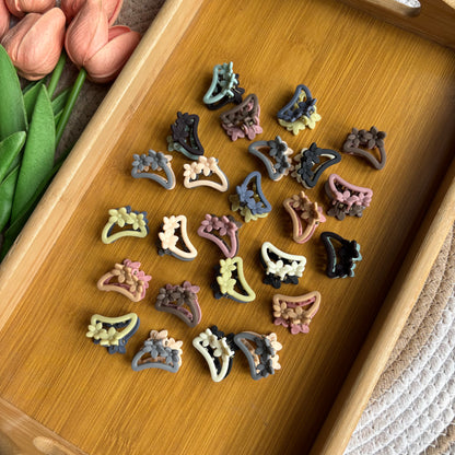 Flower Claws (12 Pieces)