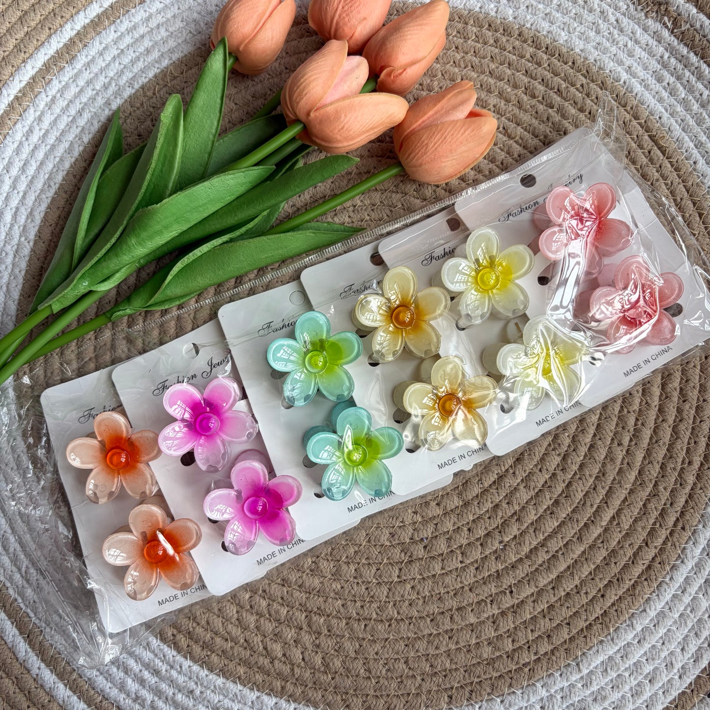 Flower Claws (12 Pieces)