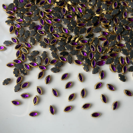 Kundan Stones 6k Eye / Purple (10 Grams)