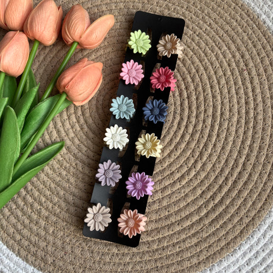Matte Daisy Claws (12 Pieces)